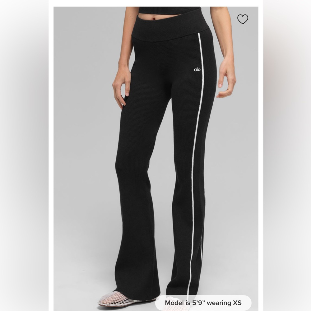 alo ribbed sweater knit highline flare pant Black size M